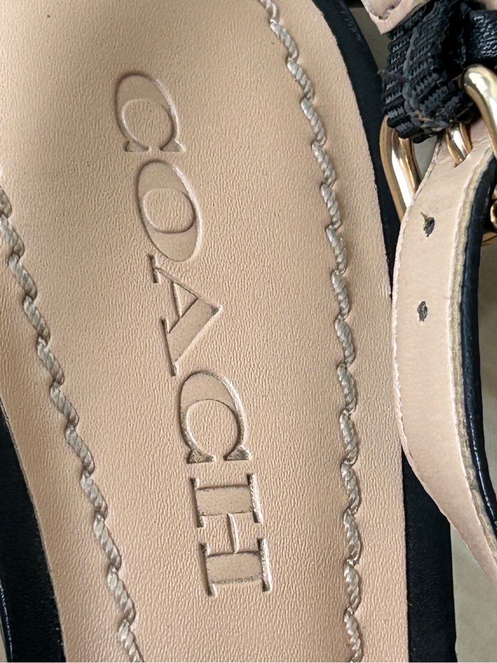 Coach Black Leather Pointed-Toe Slingback Pumps with Gold Logo Allie 90 Ltr Pump - Picture 5 of 13